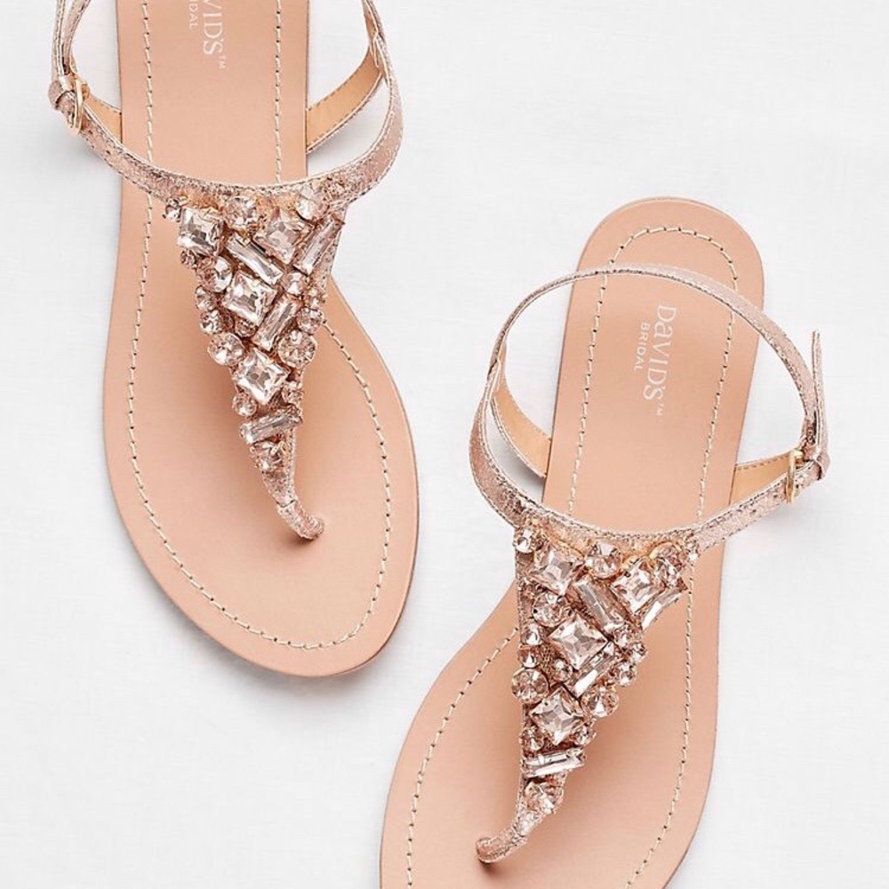 Nude/gold Sandals